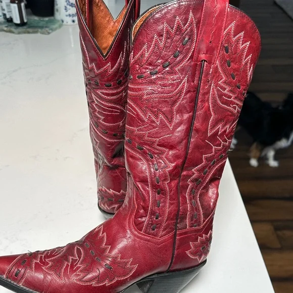 Red Western Cowboy Boots - Picture 2 of 6